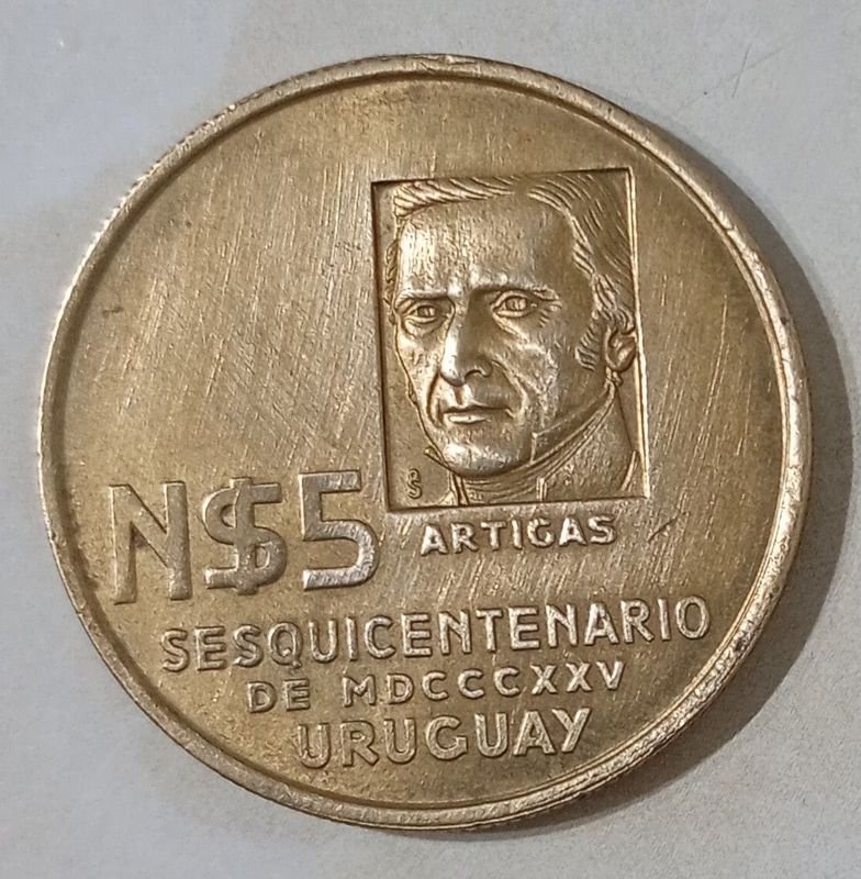 Moneda del Sesquicentenario de Uruguay - Coin con diseño de espada