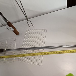 Set de Pinchos para Asado y Posa Fuentes Metálicos - imagen 4