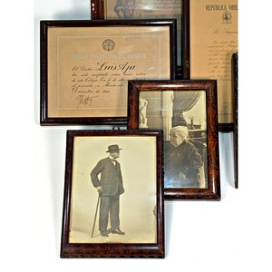 Lote de 6 Piezas: Fotografías Antiguas, Diplomas y Cuadro Decorativo - imagen 3