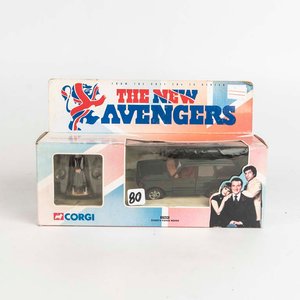Camioneta Steed´s Range Rover con figura de la serie de TV Los Nuevos Vengadores escala 1/36 colección Corgi en su caja original. - imagen 1