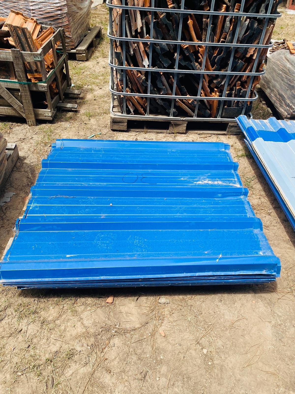 Lotes de materiales para construcción y almacenamiento