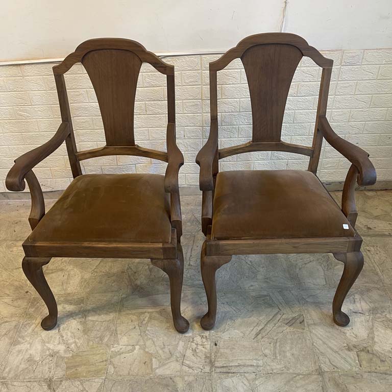 Lote anterior: 2 Sillones Chippendale en Cedro - Medidas: 56x46x103cm
