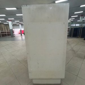 Estantería Clara de Múltiples Estantes con Fondo Cerrado - imagen 2