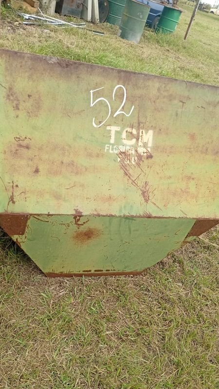 Aplastadora de grano marca TCM en mal estado - imagen 3