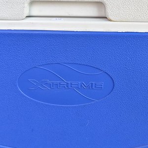 Conservadora Coleman Xtreme 142 Litros con Asas y Portavasos - imagen 6