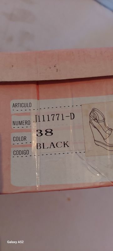 Zapatos de cuero en excelente condición - imagen 4