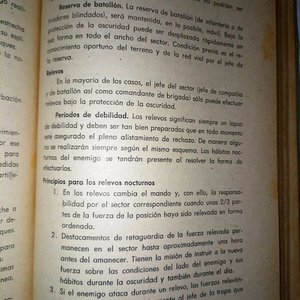 2 Libros "Manual de Táctica" - Circulo Militar - Colección General Berisso (1963) - imagen 6