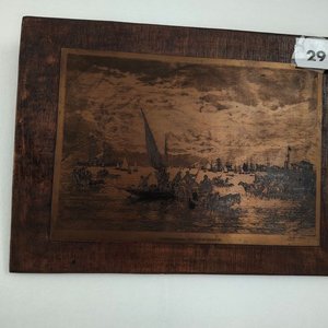 Lote anterior: Cuadro en Madera y Bronce con Imagen en Relieve: "Montevideo - El Puerto"