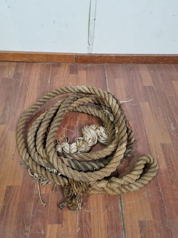 Tramo de Cuerda Gruesa de Sisal para Boliche o Decoración Rústica