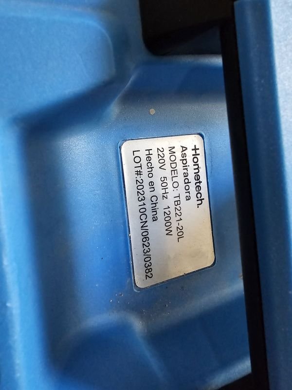 Aspiradora Hometech 1200 W - Limpieza eficiente y fácil - imagen 2