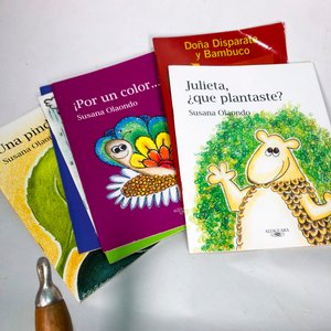 Secador de Platos Rojo, Utensilios de Cocina y Libros Infantiles - imagen 5