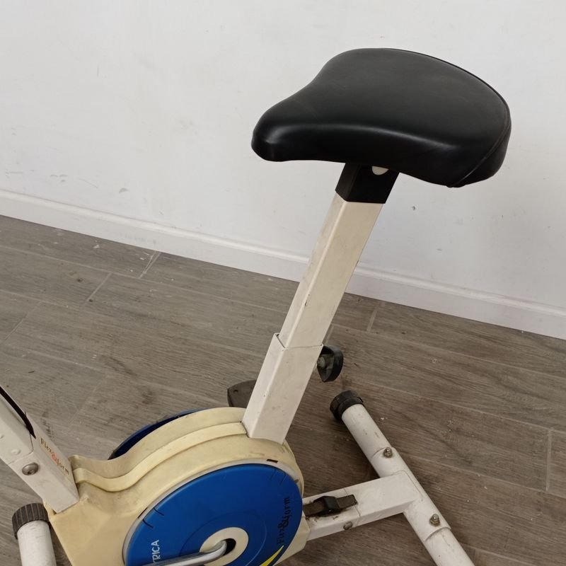 Bicicleta fija ergométrica Flex y Forma en buen estado - imagen 4