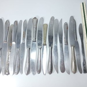 Lote de Cuchillos de Acero Inoxidable Varios Diseños - imagen 2
