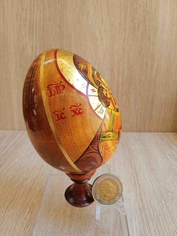 Huevo de Pascua Ruso con Soporte y Detalles en Oro - imagen 2