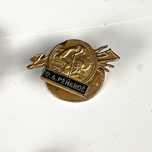 Medalla y Pins de Fútbol del Club Peñarol - imagen 4