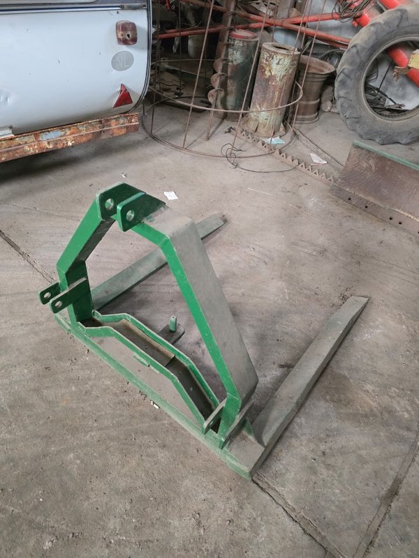 Carro para fardos y pincho de 3 puntos en venta - imagen 7