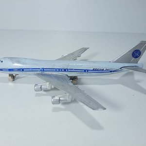 Lote anterior: Avión a Escala Boeing 747 Jumbo Jet Die Cast Metal Tintoys