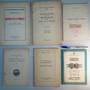 Lote siguiente: Lote de 6 Publicaciones Numismáticas Argentinas (Años 50s-60s)