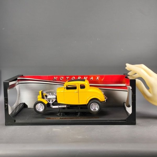 Modelo de coche de 1932 Ford en metal de die-cast, restaurado y detallado - imagen 2