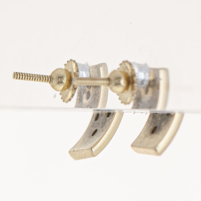 Pare de aretes de oro 18k con 8 diamantes - imagen 2