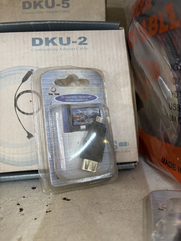 Conjunto de cables USB y adaptadores de conectividad - imagen 5