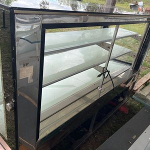 Exhibidor Vitrina Refrigerada con Estantes de Vidrio - imagen 5