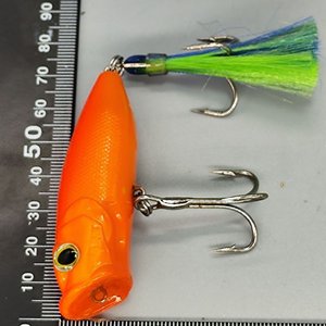Señuelo de Pesca Popper Naranja con 2 Anzuelos Triples - imagen 9