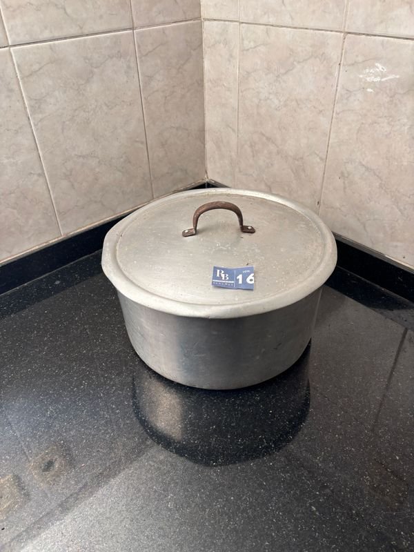 Olla de Aluminio con Tapa - 28 cm Diámetro x 15 cm Altura