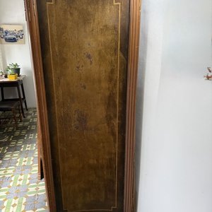 Placard Antiguo de Madera Oscura con Incrustaciones y Cajones - imagen 5