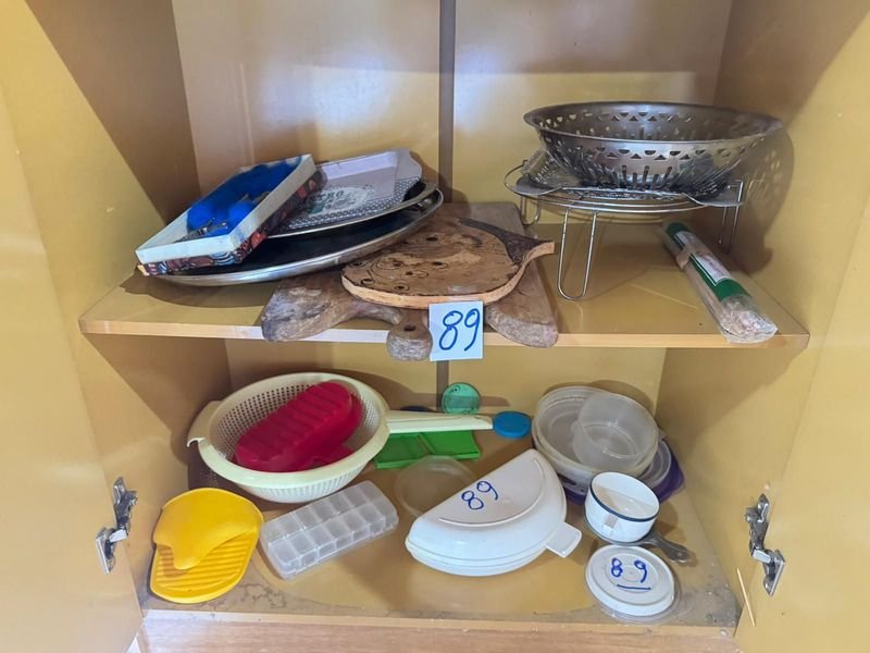 Lote siguiente: Equipos de Cocina en Aluminio y Plástico