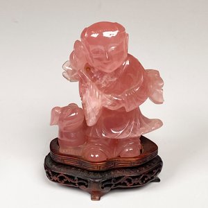 Par de Figuras de Cuarzo Rosa con Bases de Madera - imagen 6