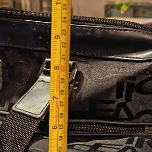 Bolso Maletín Deportivo de Viaje con Ruedas Kenneth Cole Reaction Negro - imagen 10