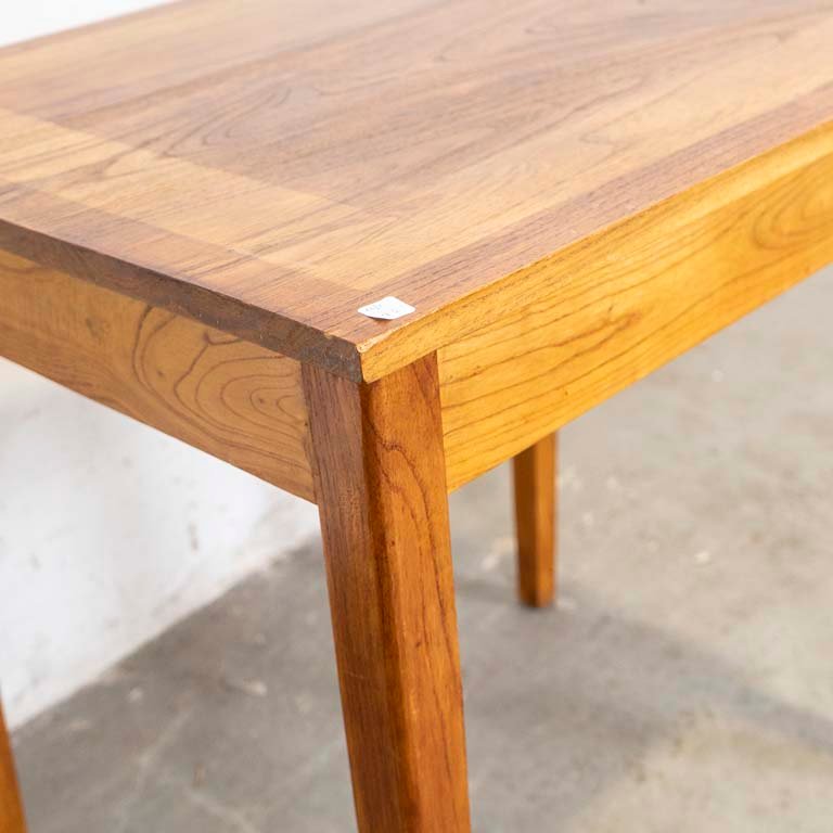 Mesa rústica de pino para decorar tu hogar - imagen 3