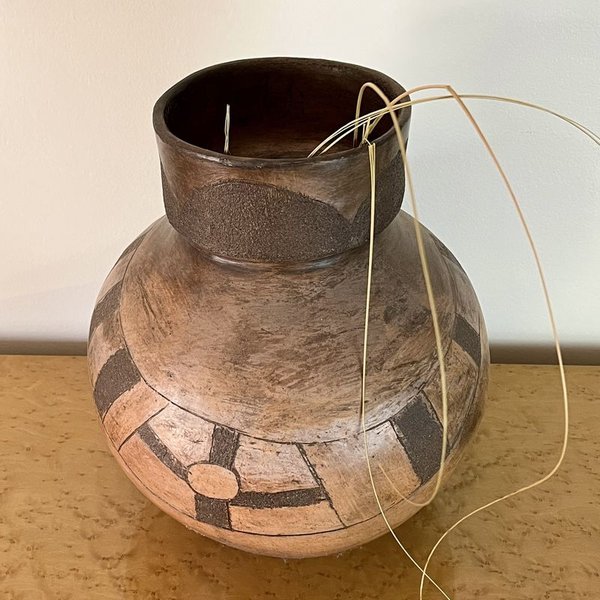 Gran florero Sud Africano en cerámica pintado a mano - imagen 2