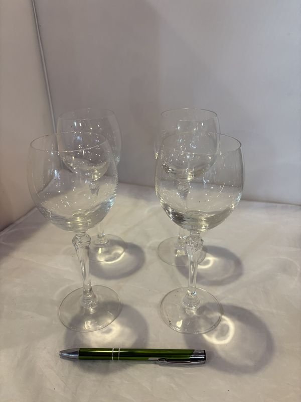 Lote anterior: Copas de cristal excelentes