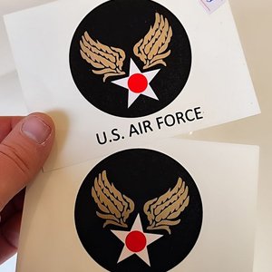 Lote anterior: Par de Calcomanías U.S. Air Force Serie P Años 50s para Casco de Vuelo
