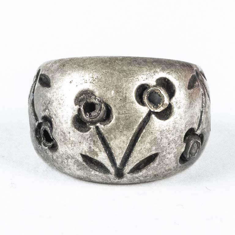 Anillo de plata en excelente condición