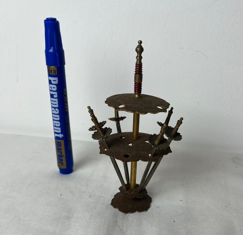 Pinchos y accesorios para escritorio - imagen 4