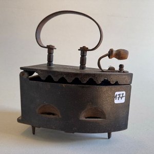 Planchas y exprimidor de hierro - imagen 6