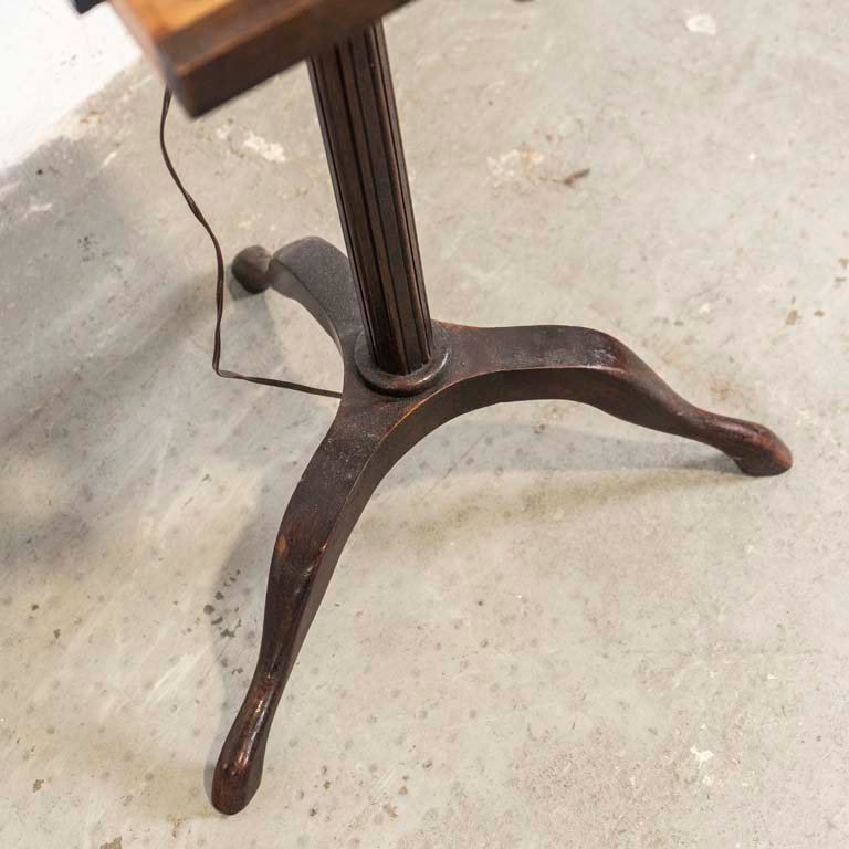 Lámpara de pie inglesa para decorar tu hogar - imagen 3