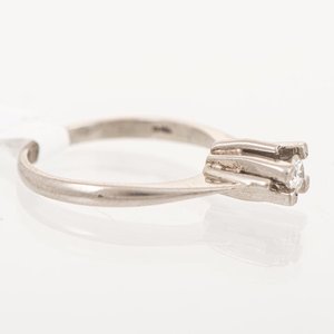 Anillo de Oro 18k con Brillante - imagen 2