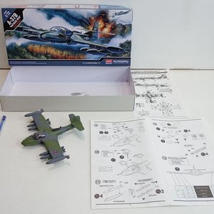 Modelo A37B Dragonfly Fuerza Aérea Uruguaya Escala 1/72 Academy - imagen 1