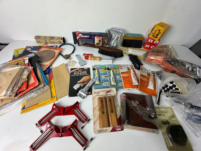 Lote siguiente: Gran lote de herramientas mayoría nuevas y accesorios