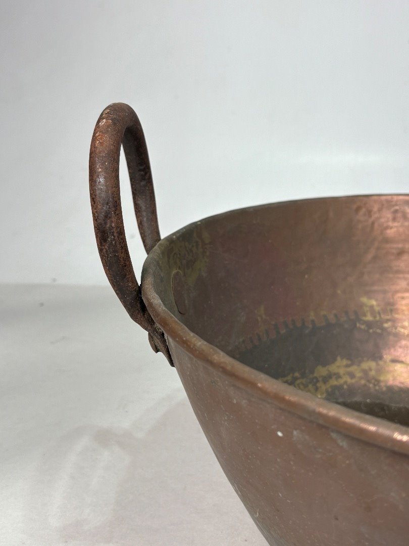 Tazón de cobre con asas, buen estado - imagen 2