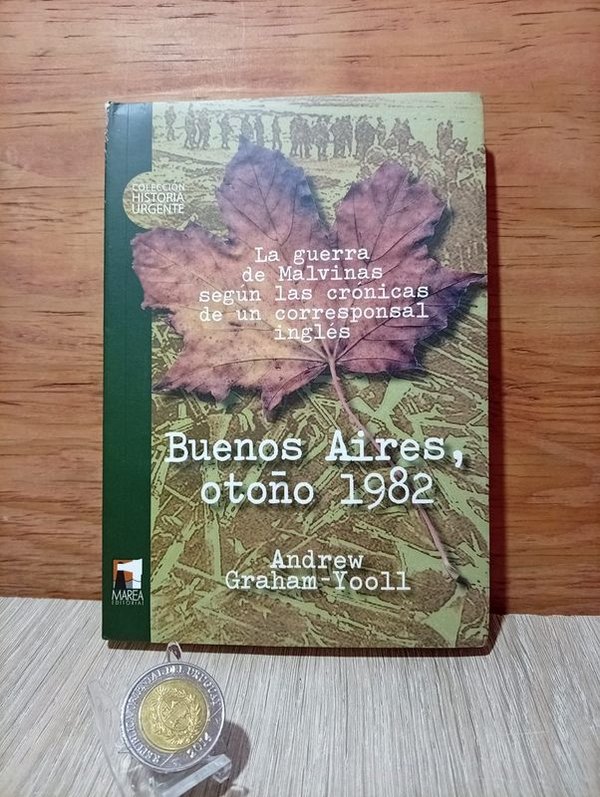 Libro "La Guerra de las Malvinas" por Andrew Graham-Yooll, Buenos Aires 1982