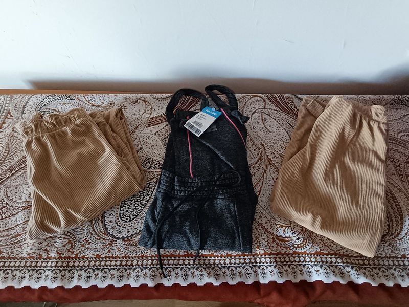 Conjuntos de niña buzos con pantalón y enteritos de pana y algodón - imagen 2