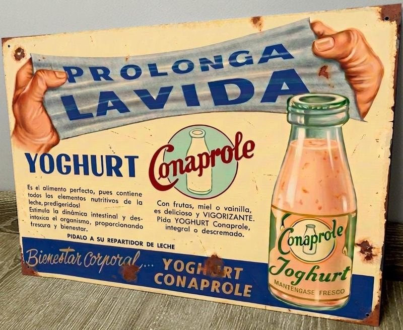 Cartel de Chapa Decorativo "Conaprole Yoghourt" 28x19 cm