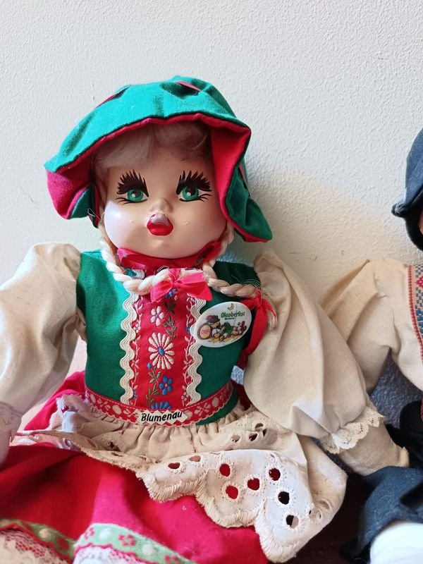Par de Muñecas Alemanas/Bávaras Vintage de Mediados del Siglo XX - imagen 4
