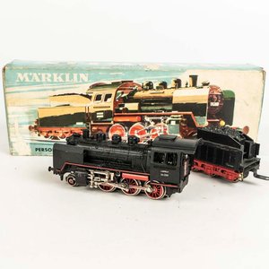 Locomotora con carbonera Marklin made in Western Germany en su caja original  - imagen 2