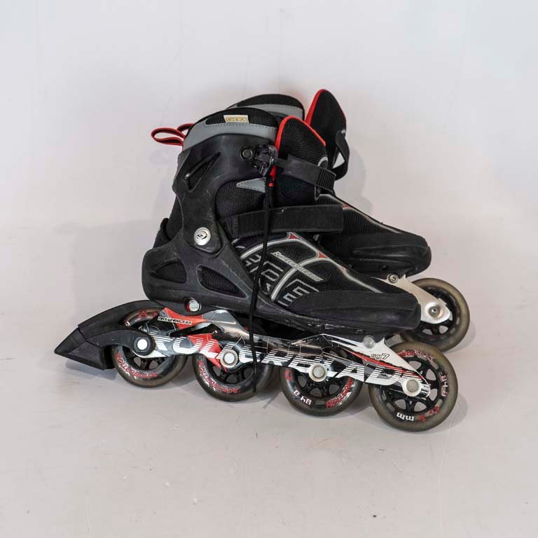 Lote anterior: Par de Patines en Línea T. 41